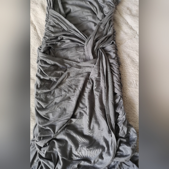 Tart bondage dress - Picture 3 of 5